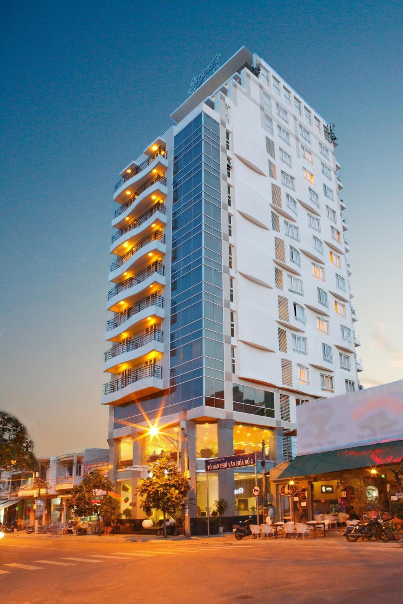 Khách sạn Starlet Nha Trang